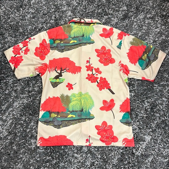 New NIKE Sportswear Dri-Fit Cherry Blossom Button Up Shirt jersey style - Picture 3 of 16